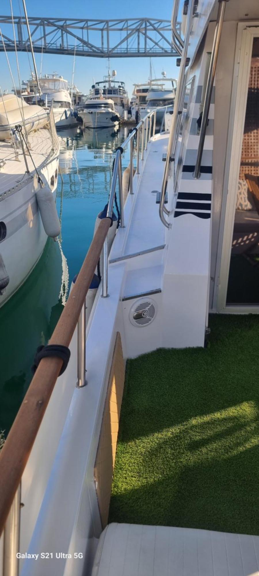 Beautiful And Comfy Boat In Barcelona With Boat Tour Option Otel Dış mekan fotoğraf
