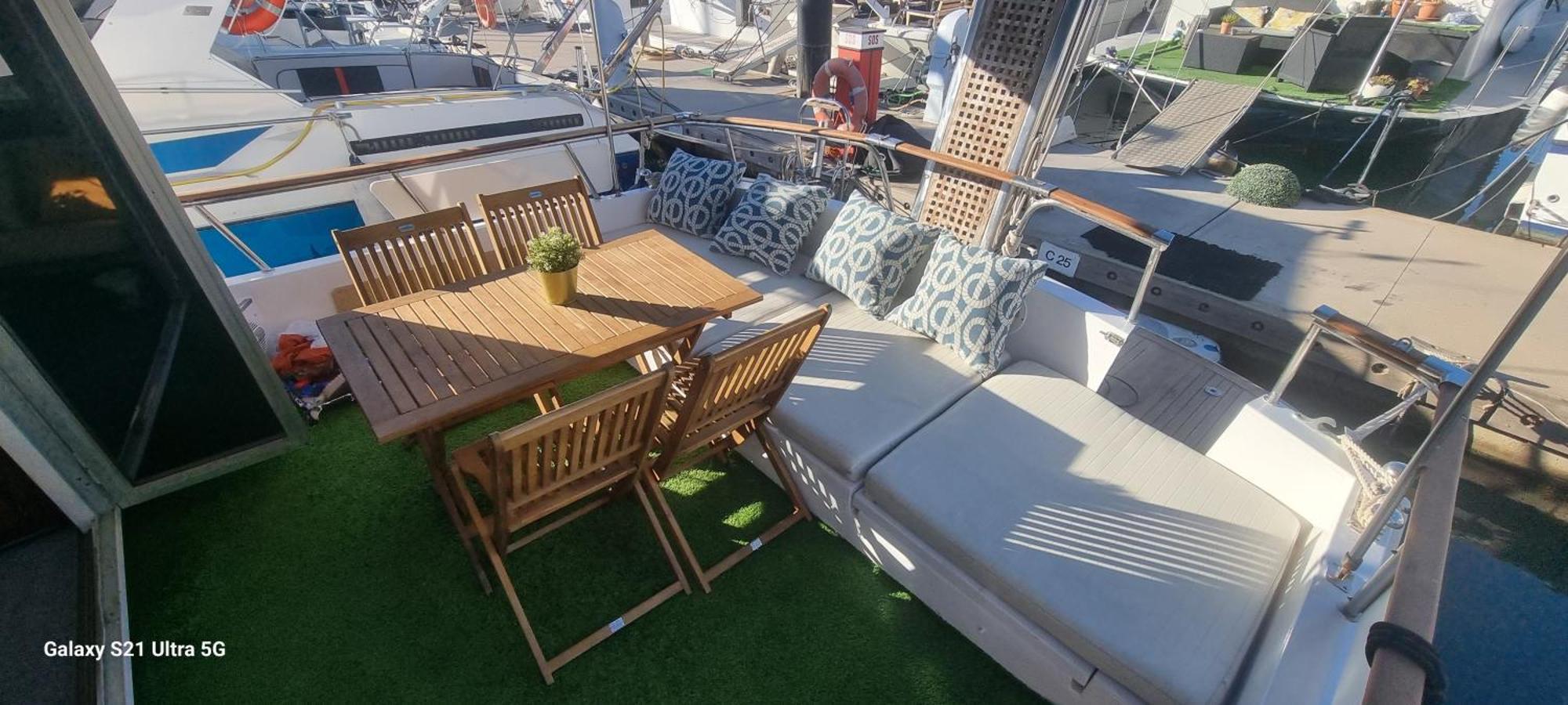 Beautiful And Comfy Boat In Barcelona With Boat Tour Option Otel Dış mekan fotoğraf